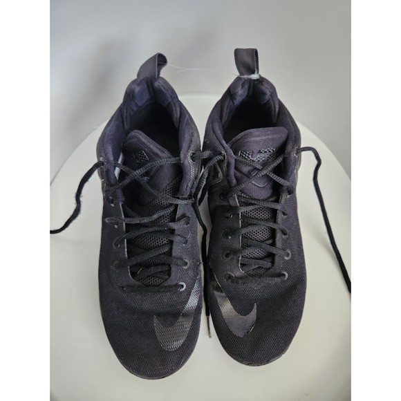 Lebron James Black Nike Sneakers (Size 9) - Picture 5 of 8